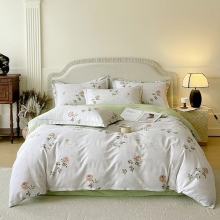 红豆家纺900D冰丝提花软席三件套
(花色：遇见) 席面
230&times;250cm
枕套 48&times;74cm&times;2 HDX26307